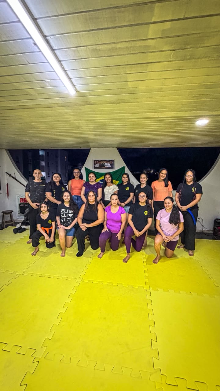 Foto 3 — Curso de Defesa Pessoal Feminina 25/07