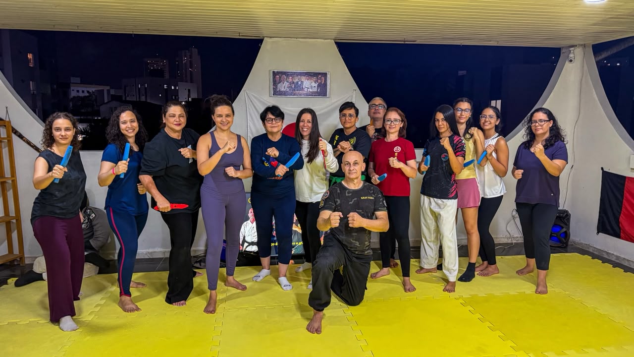 Foto 6 — Curso de DEFESA PESSOAL FEMININA 12-09