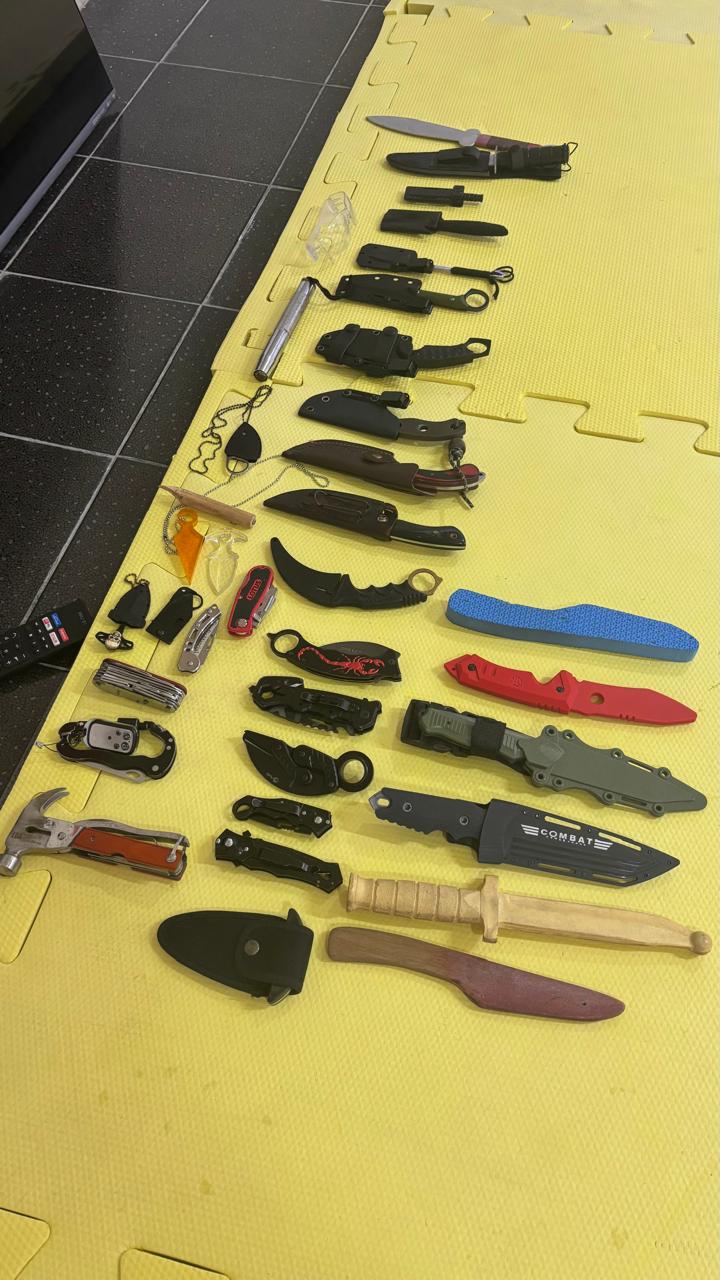 Foto 3 — Defesa Pessoal com Facas
